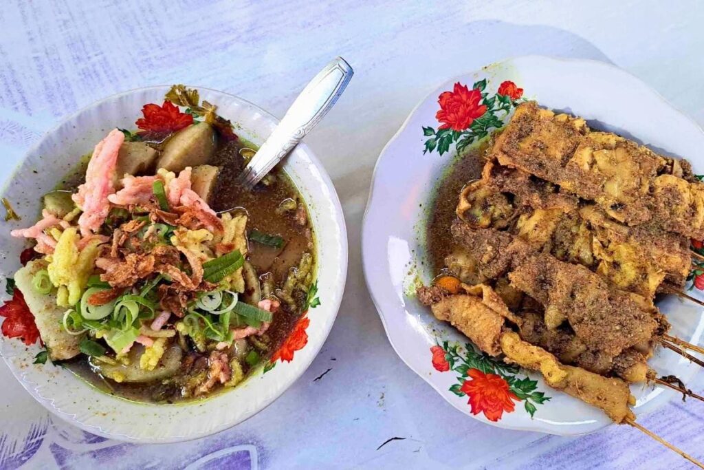 Lontong dekem khas Pemalang kuliner sepanjang jalur Pantura Jawa Tengah